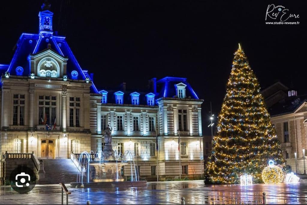 Apt Evreux 900M De La Gare Exteriör bild