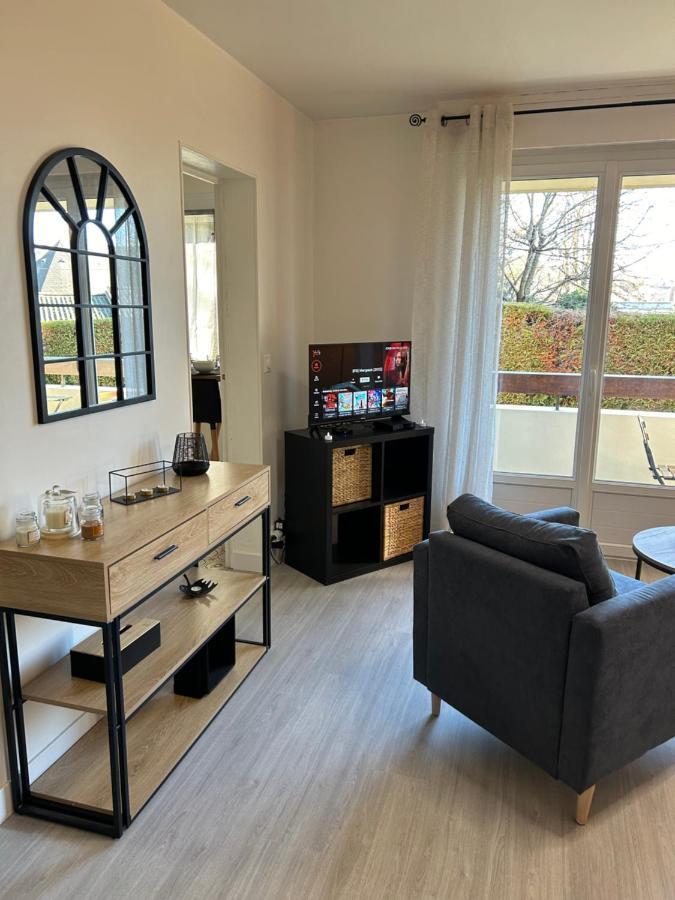 Apt Evreux 900M De La Gare Exteriör bild
